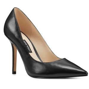 Nine West Bliss Pointy Toe Leather Pumps (Black) Size 12 US / EU 44